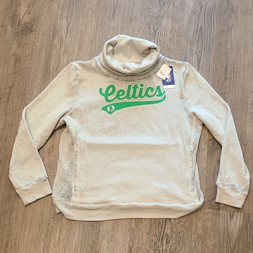 NBA Celtics Light Gray Turtleneck Sweatershirt Size Large
